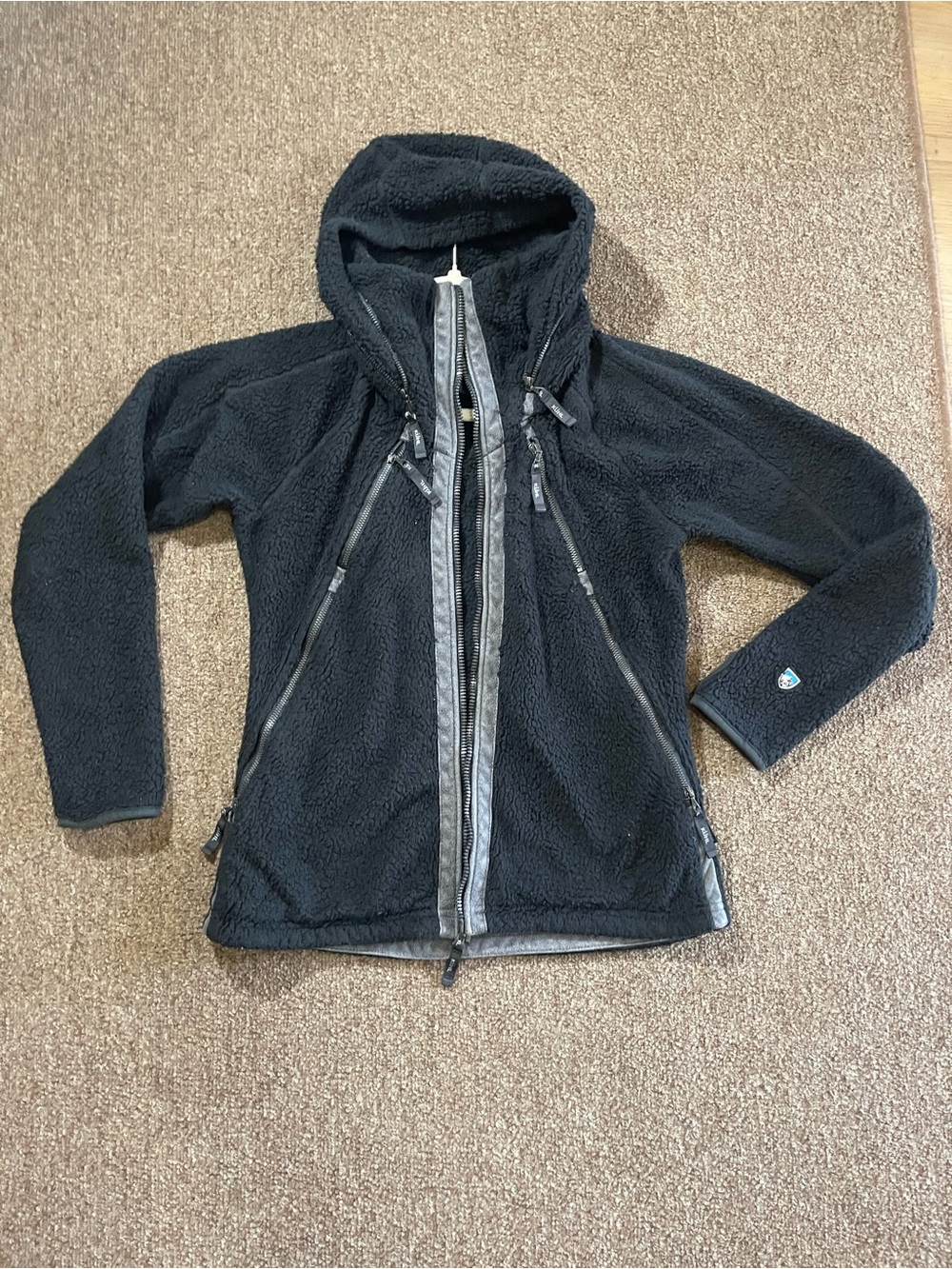 Kuhl Black Sherpa Hooded Fleece Jacket with Diagonal Zips
